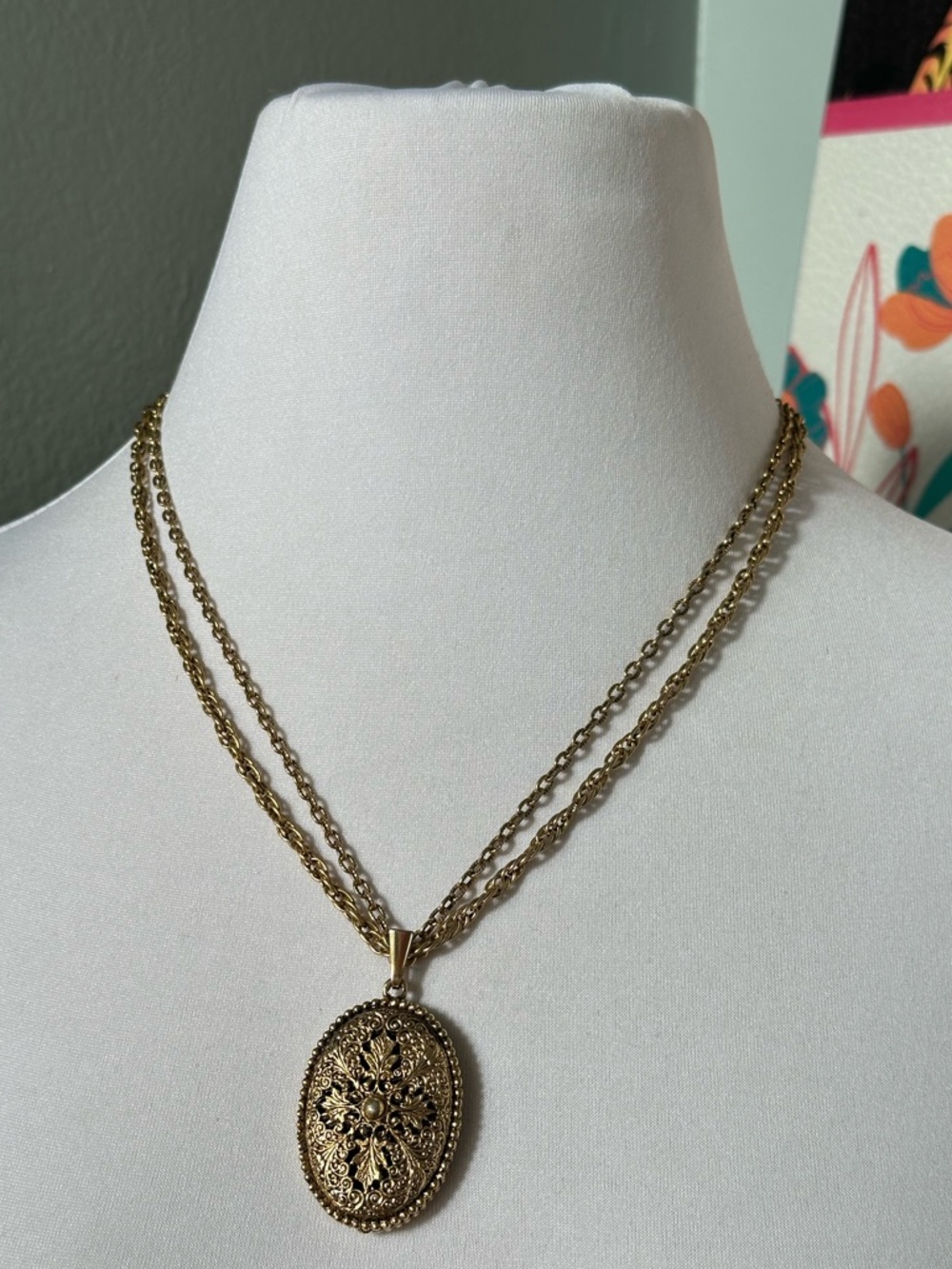 Vintage Ornament Filigree Lace Pendant Necklace Renaissance Cosplay Medieval
